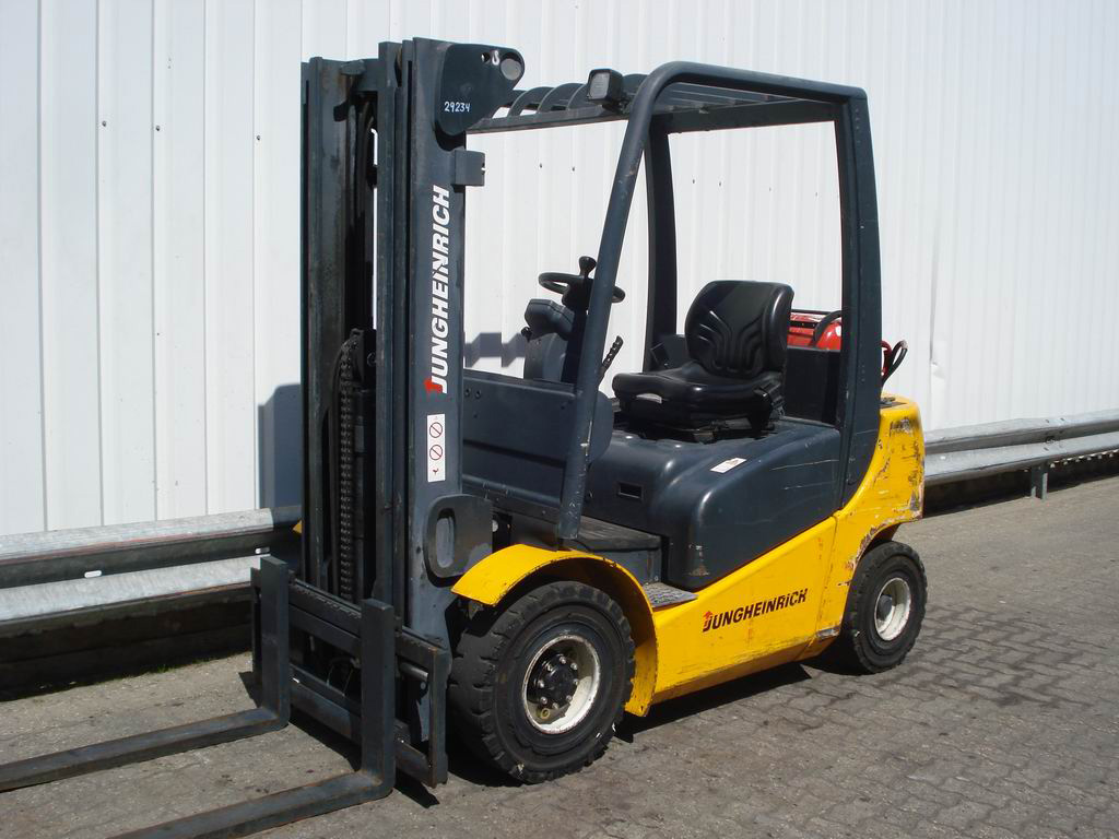 Jungheinrich TFG 425